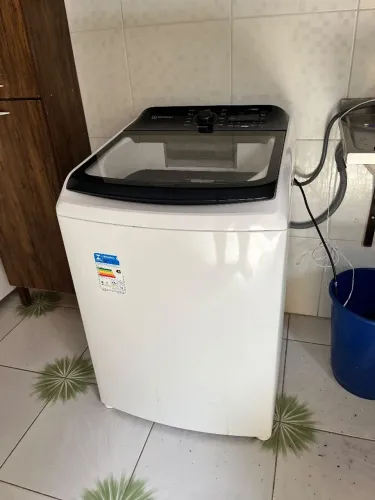 Geladeira Eletrox 17kg nova