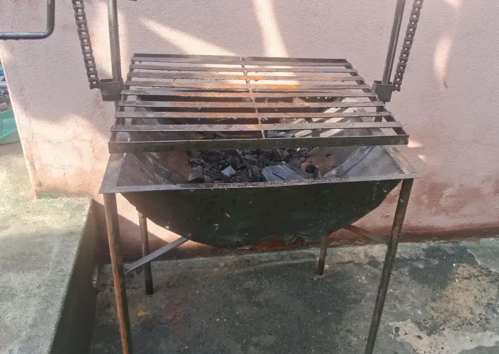 Churrasqueira+ Escova de limpeza