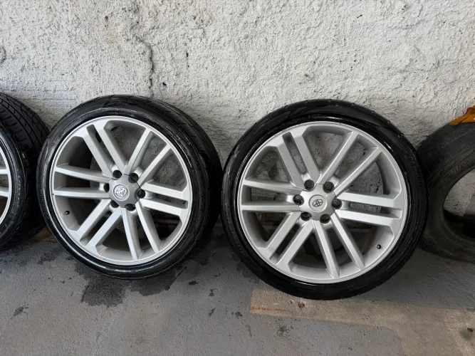 Rodas 22 Hilux 