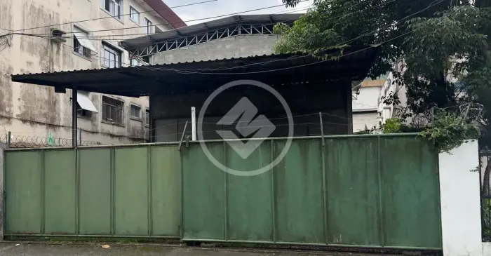 Galpão Amplo com um ótimo espaço coberto - Vila Valença -São Vicente -Sp codigo: 286733