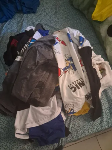Lote de roupas tamanho 10 anos