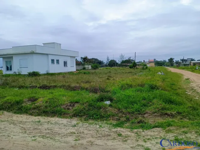 Terreno na Praia Real