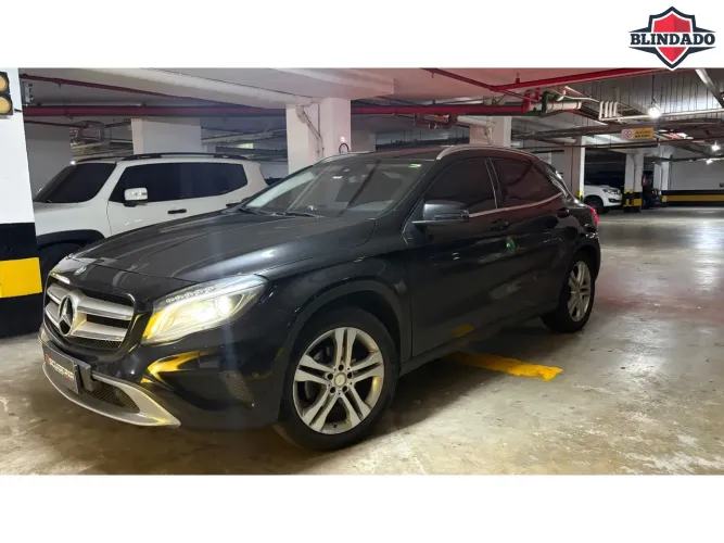 Mercedes-Benz GLA 200 Adv. 1.6/1.6 TB 16V Flex Aut. 2017