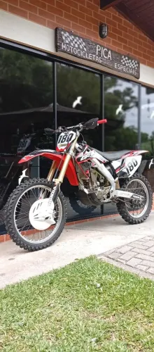 Honda CRF 250 R 2005 reformada