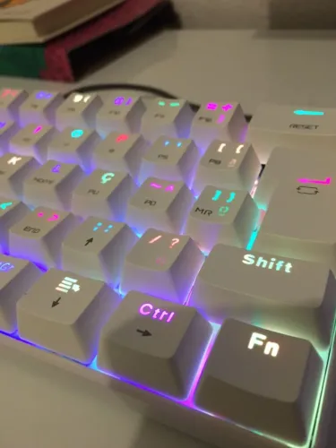 Teclado Gamer Motospeed CK61
