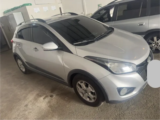 Hyundai HB20X Style 1.6 Flex 16V Mec. 2015