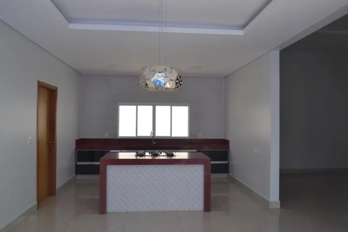 Casa à venda no Condomínio Varanda Sul em Uberlândia