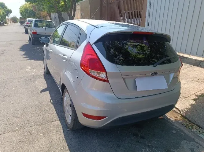 Ford Fiesta 1.5 16V Flex Mec. 5P 2016