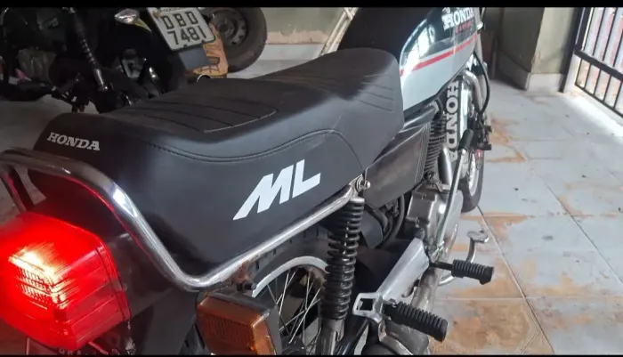 Vendo Honda ML Preta