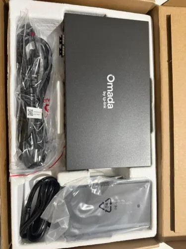 Roteador TP-Link Omada ER7212PC Gateway VPN PoE+ 3 em 1 Gigabit Novo