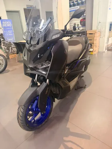 Yamaha XMAX 300C 0km - Assuma consórcio ?
