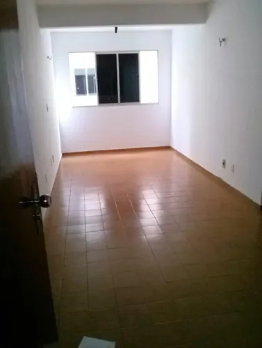 Alugo apartamento cidade dos funcionários 3 qts 
