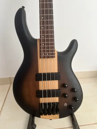Baixo 4 Cordas Ativo Cort C4 Plus Ovangkol Bartolini Markbass