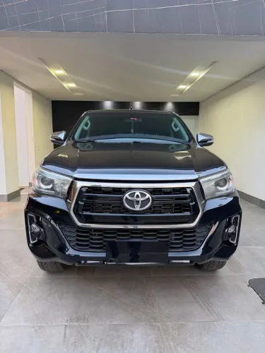 Toyota Hilux CD SRX 4X4 2.8 TDI 16V Diesel Aut. 2016
