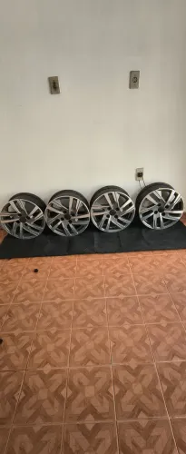 Rodas Peugeot 208 aro 15