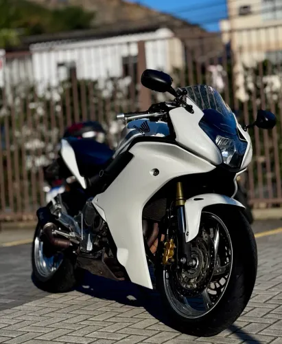 CBR 600F