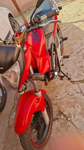 CB 300 SUPER CONSERVADA