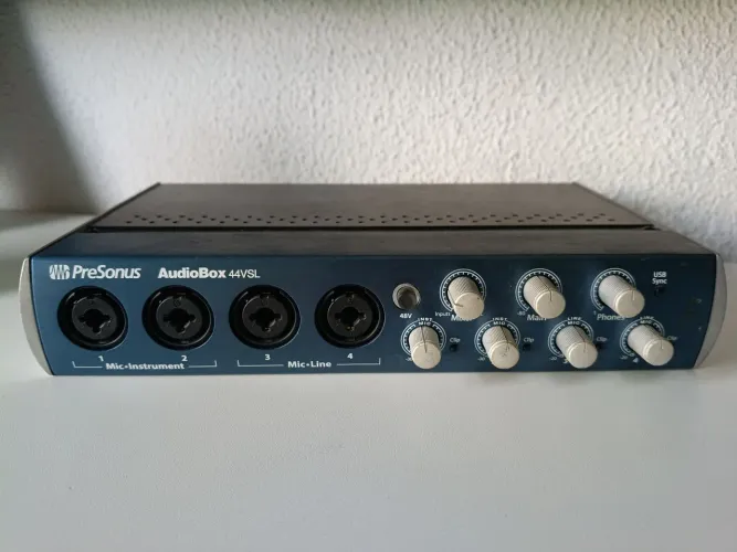 Interface de áudio Presonus 4 canais