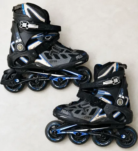 Patins FILA e kit de proteção