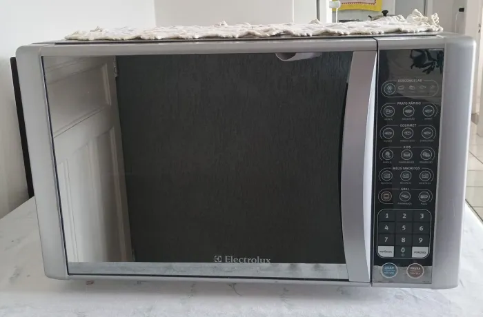 Microondas Electrolux 31 lts