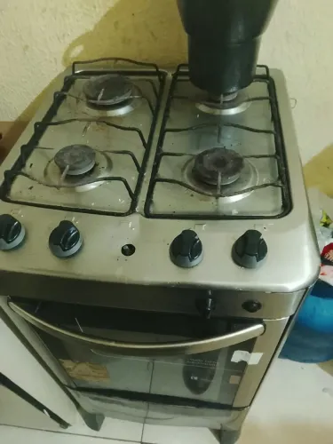 Fogão 4 bocas bom estado
