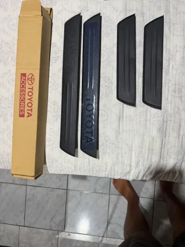Soleiras originais da Hilux 2016-2026