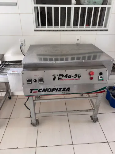 Forno esteira Tecnopizza TP 48-90 Maxx