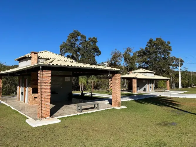 Lotes Financiados em Condomínio com Segurança Lazer e Área Verde