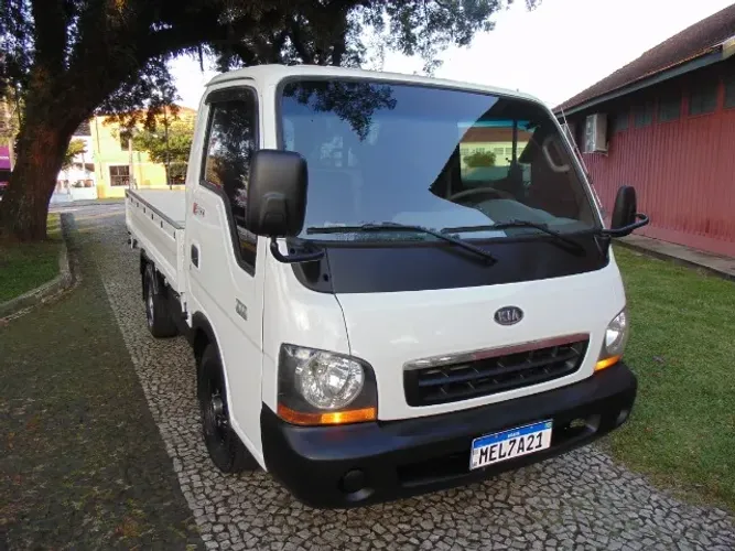 Kia Motors Bongo K-2700 2.7 4x2/4x4 Diesel 2004