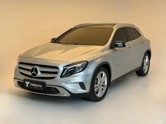 Mercedes-Benz GLA 250 Vision 2.0 TB 16V 211cv Aut. 2015