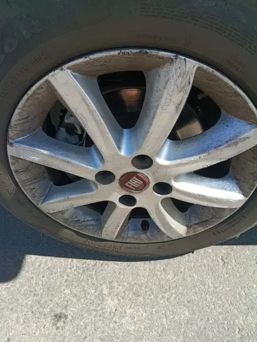 Rodas de liga Fiat...1000...somente vendas ..sem pneu...