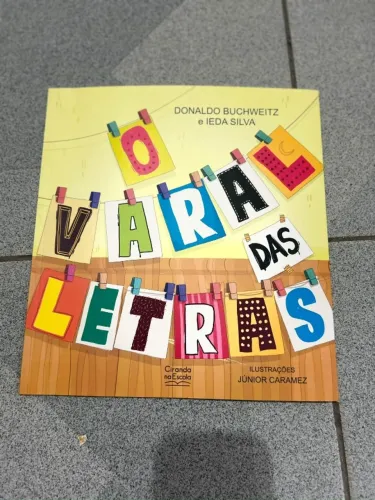 Livro O Varal das Letras