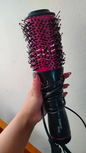 Escova secadora