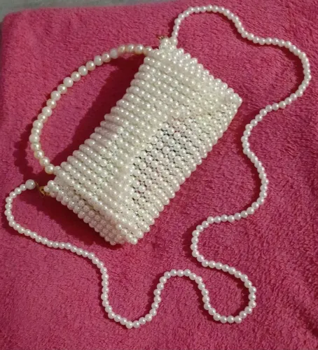Bolsa feita com missanga