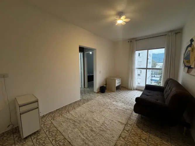 Apartamento um dormitório Enseada Guarujá R$ 2.400,00 pacote
