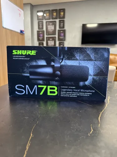 Microfone Shure SM7B NOVO para podcasts