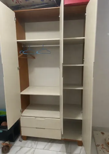 Guarda roupa infantil