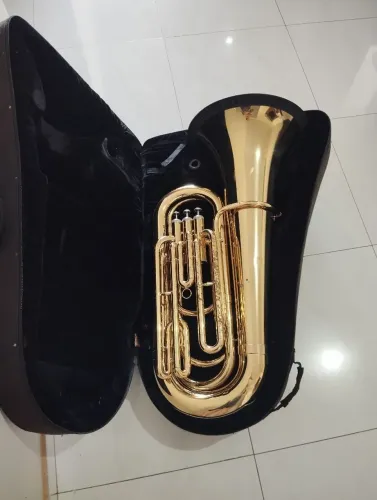 Tuba Weril Sib J370.