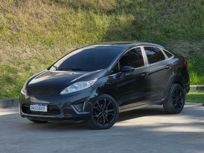 Ford Fiesta Sedan SE 1.6 16V Flex 4P 2011