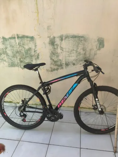 Vendo Bike de marcha freio a disco.