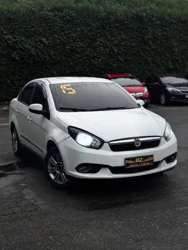 Fiat Grand Siena Tetrafuel 1.4 EVO F. Flex 8V 2015