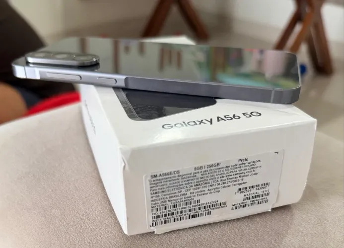 Samsung Galaxy A56 5G 256GB 8GB RAM - Seminovo + Caixa e Carregador
