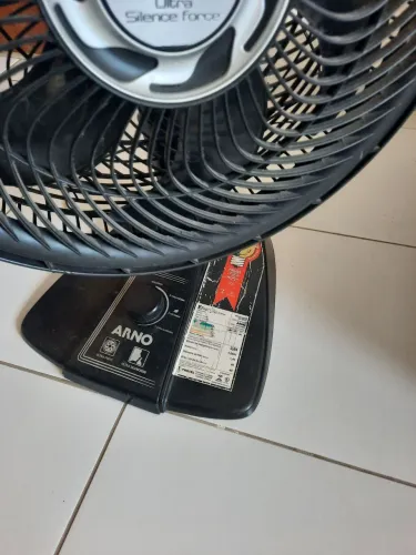 Ventilador Arno, 6 paletas