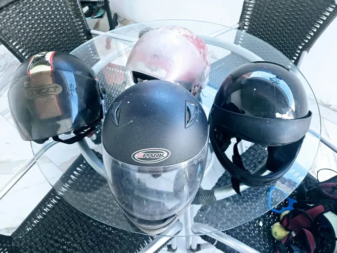 100 reais 4 capacete