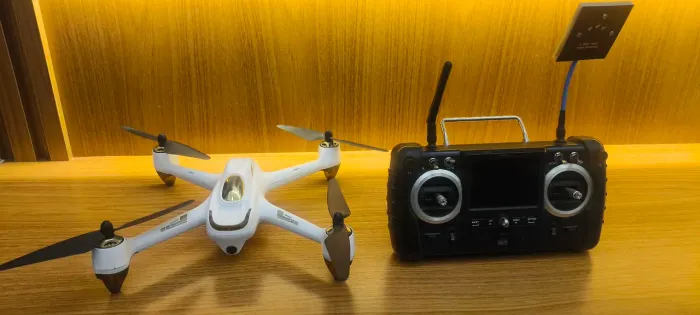 Drone hubsan 501s