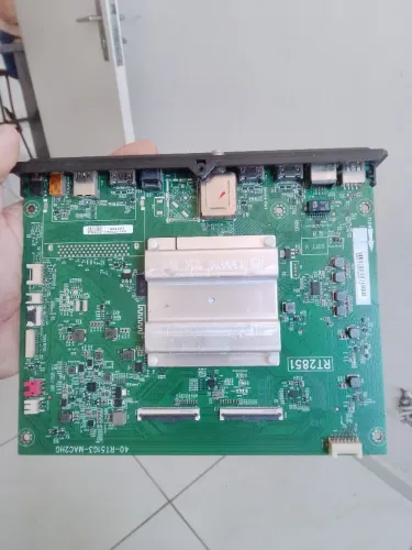 Vendo placa principal tcl 65p715