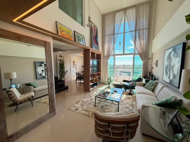 Apartamento de 100 m² no Cocó, com 2 suítes e 2 vagas de garagem paralelas.