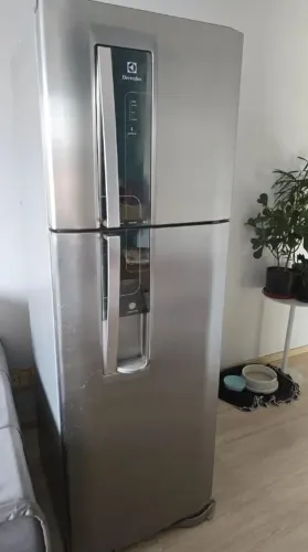 Refrigerador Electrolux Dw42x 380lts Aço - Com Porta Danificada