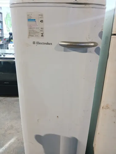 Frizer 110 v