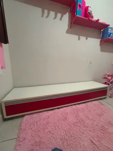 Vende- se gaveteiro
